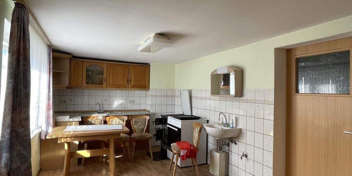 Einfamilienhaus Gefell Langgrün - 9 Zimmer, 200 m&sup2;, 65.000&euro; | Angebot:25742910