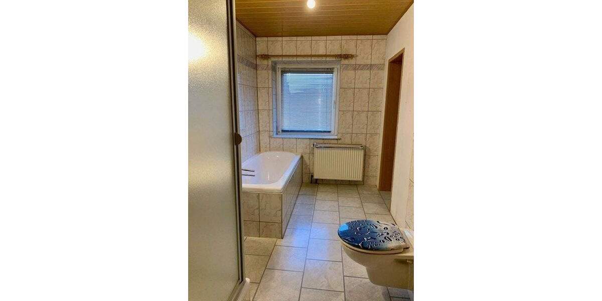 Reihenmittelhaus Reichenbach - 6 Zimmer, 161 m&sup2;, 125.000&euro; | Angebot:25864350