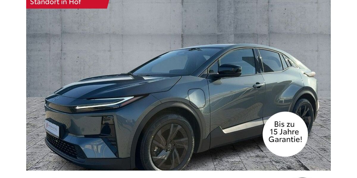 Toyota C-HR 2.260 km 43.590 &euro; Hof 95030