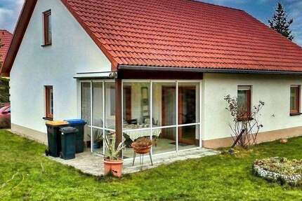 Haus Falkenstein - 4 Zimmer, 137 m&sup2;, 285.000&euro; | Angebot:25662146