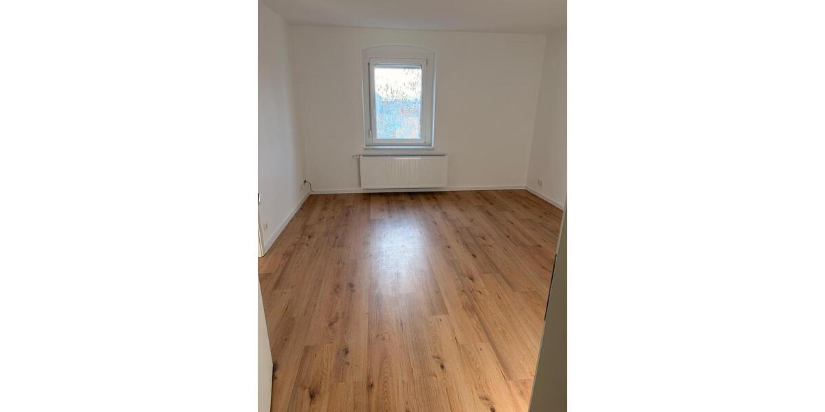 Etagenwohnung Rehau - 4 Zimmer, 76 m&sup2;, 700&euro; | Angebot:26580912
