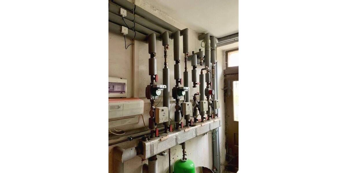 Gewerbeobjekt Reichenbach - 7 Zimmer, 180.000&euro; | Angebot:25662105