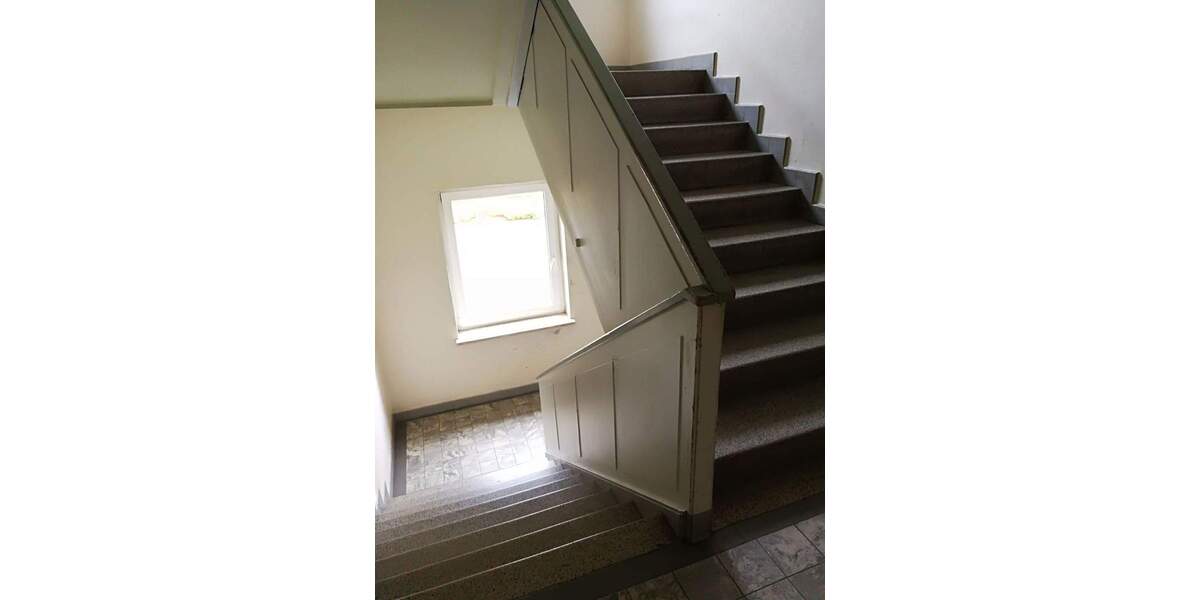 Etagenwohnung Plauen Stadtmitte - 3 Zimmer, 56 m&sup2;, 320&euro; | Angebot:26105775