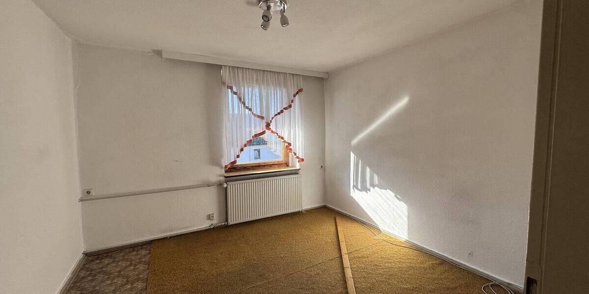 Bauernhaus, Landhaus Langenbach Langenbach - 4 Zimmer, 130 m&sup2;, 95.000&euro; | Angebot:25662116