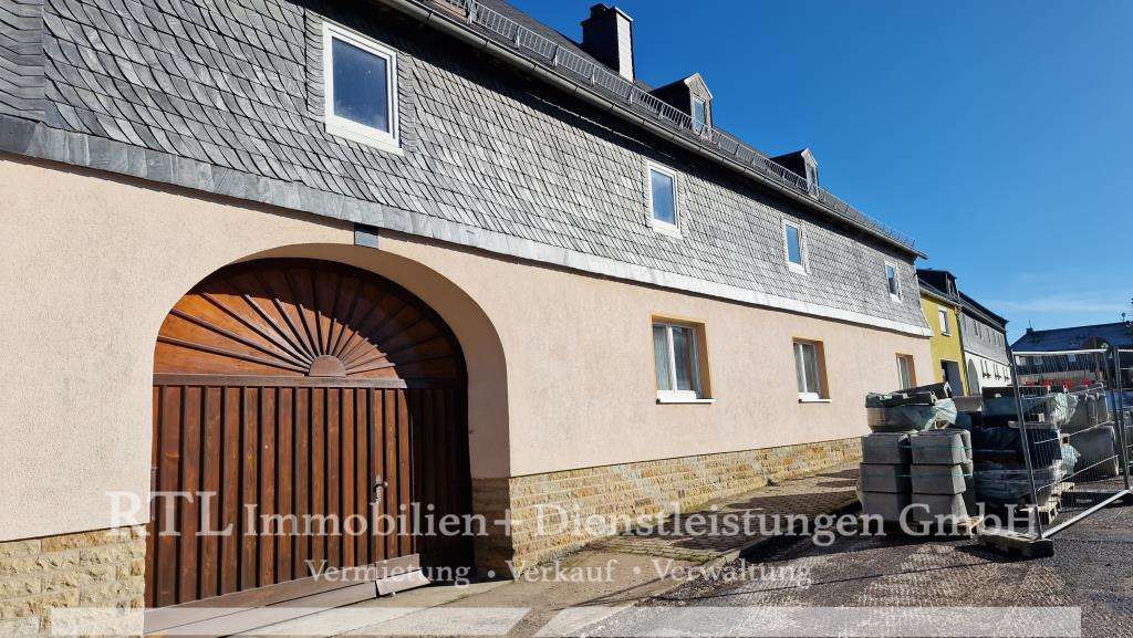 Einfamilienhaus Gefell - 9 Zimmer, 200 m&sup2;, 65.000&euro; | Angebot:16029853