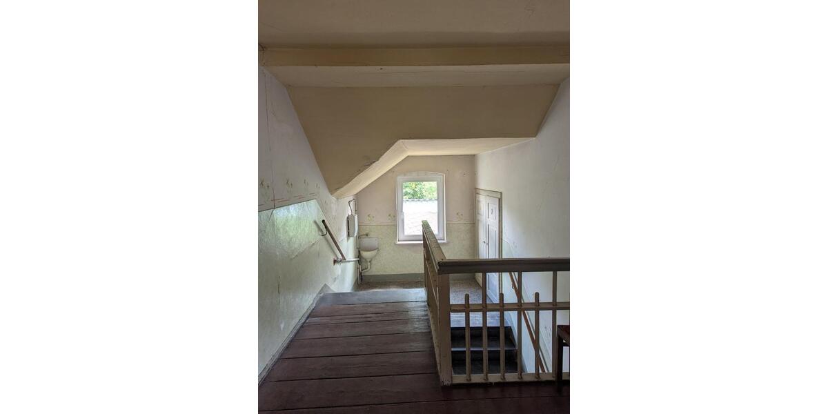 Mehrfamilienhaus, Wohnhaus Oelsnitz (Vogtland) - 20 Zimmer, 278 m&sup2;, 83.000&euro; | Angebot:23512555