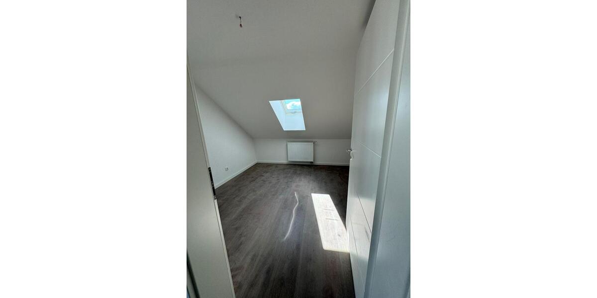 Dachgeschoßwohnung Hof Altstadt - 2 Zimmer, 50 m&sup2;, 550&euro; | Angebot:24471455