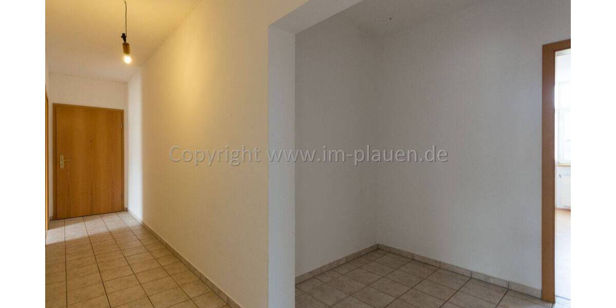Etagenwohnung Plauen Westend - 3 Zimmer, 77 m&sup2;, 385&euro; | Angebot:25741701