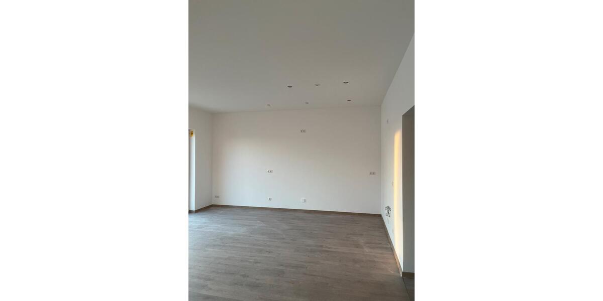 Etagenwohnung Hof Altstadt - 3 Zimmer, 105 m&sup2;, 1.210&euro; | Angebot:26682595