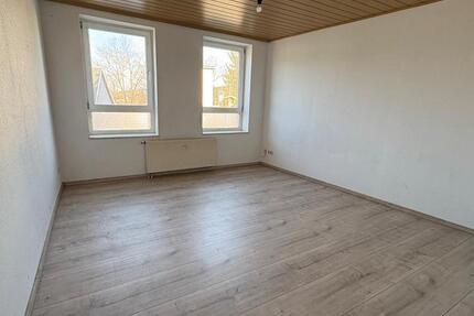 Wohnung Reichenbach im Vogtland - 2 Zimmer, 51 m&sup2;, 385&euro; | Angebot:25100558