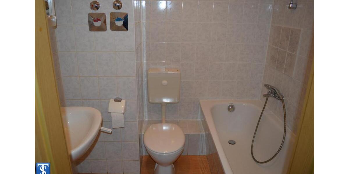 Etagenwohnung Plauen Bahnhofsvorstadt - 6 Zimmer, 132 m&sup2;, 700&euro; | Angebot:24212647