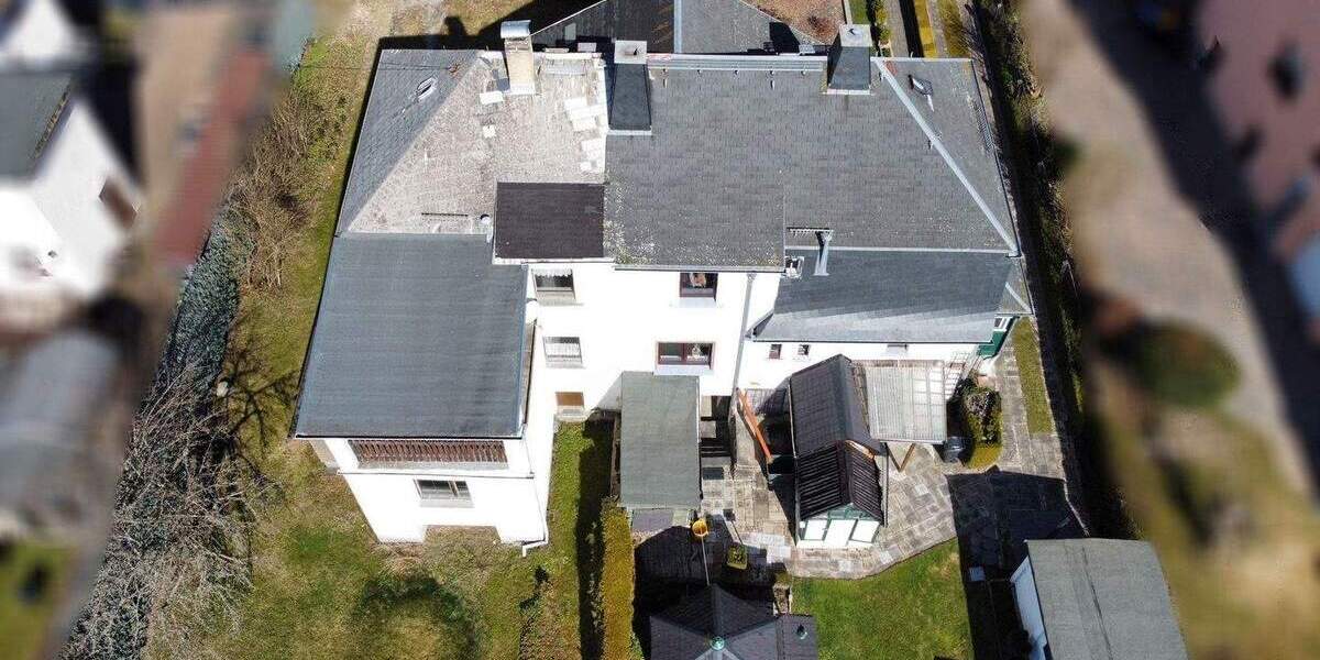 Mehrfamilienhaus, Wohnhaus Rodewisch - 8 Zimmer, 200 m&sup2;, 149.000&euro; | Angebot:25662136