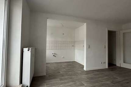 Wohnung Plauen Südvorstadt - 2 Zimmer, 49 m&sup2;, 230&euro; | Angebot:24622670