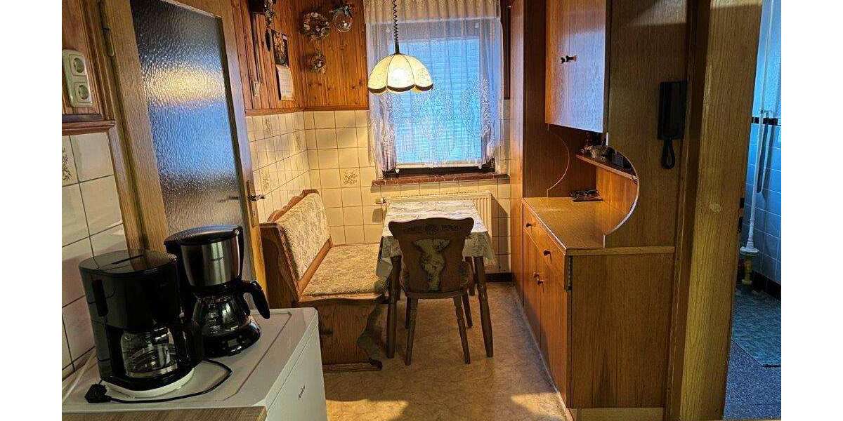 Einfamilienhaus - Raumwunder, teilmöbliert zu verkaufen - Einfamilienhaus Schleiz | Angebot:26000087