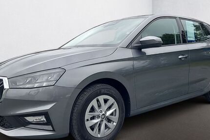 Skoda Fabia 1.012 km 22.990 &euro; Bad Elster 08645