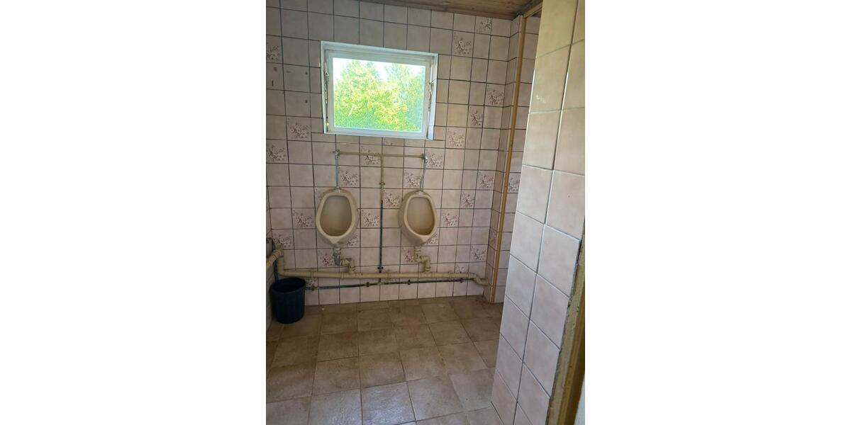 Einfamilienhaus Markneukirchen - 12 Zimmer, 150 m&sup2;, 75.000&euro; | Angebot:27042846