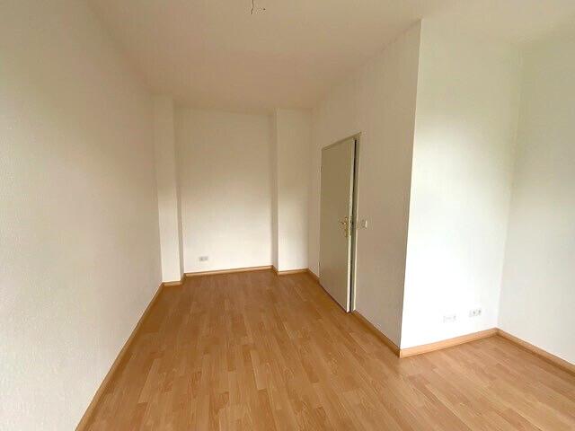 Etagenwohnung Plauen Altstadt - 2 Zimmer, 53 m&sup2;, 300&euro; | Angebot:24598519