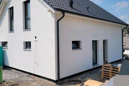 Haus Hof Altstadt - 5 Zimmer, 150 m&sup2;, 449.000&euro; | Angebot:26156260