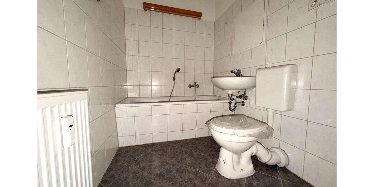 Etagenwohnung Plauen Alt Chrieschwitz - 3 Zimmer, 56 m&sup2;, 282&euro; | Angebot:25362068