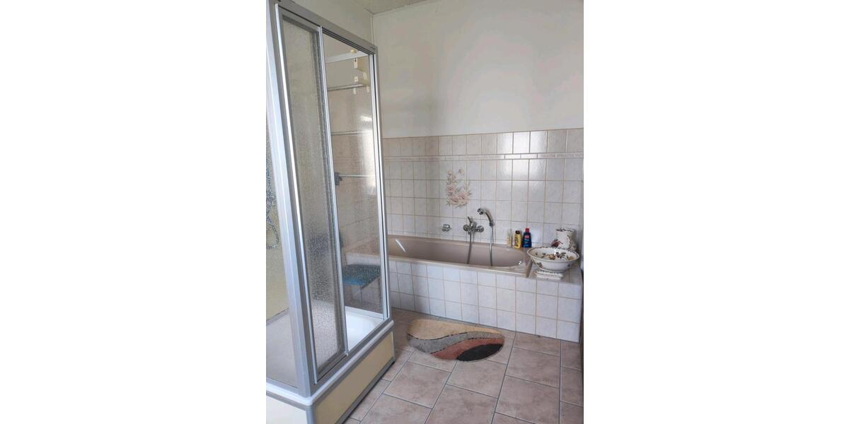 Mehrfamilienhaus, Wohnhaus Klingenthal - 5 Zimmer, 200 m&sup2;, 35.000&euro; | Angebot:25571144