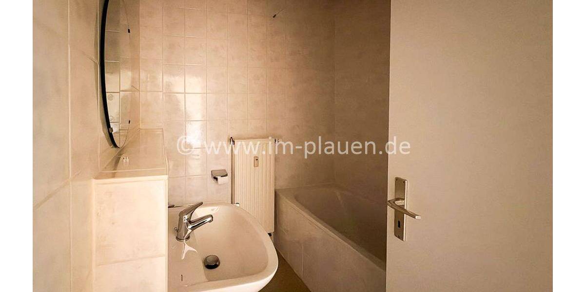 Etagenwohnung Plauen Westend - 2 Zimmer, 54 m&sup2;, 260&euro; | Angebot:25694450