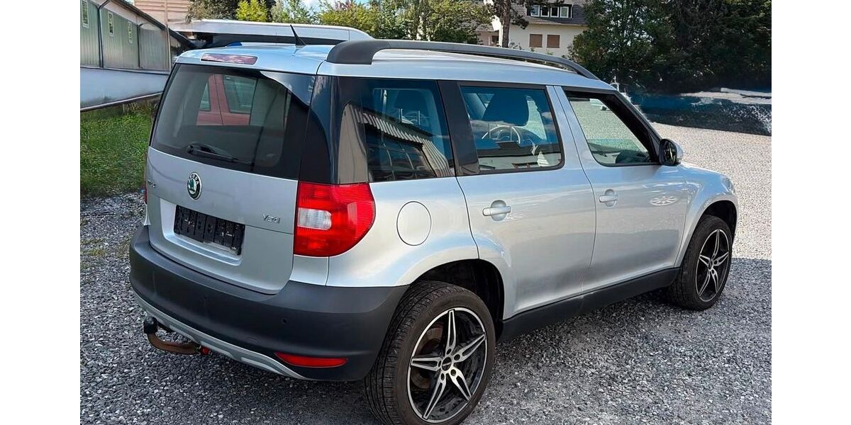 Skoda Yeti 108.000 km 2.800 &euro; Hof 95030