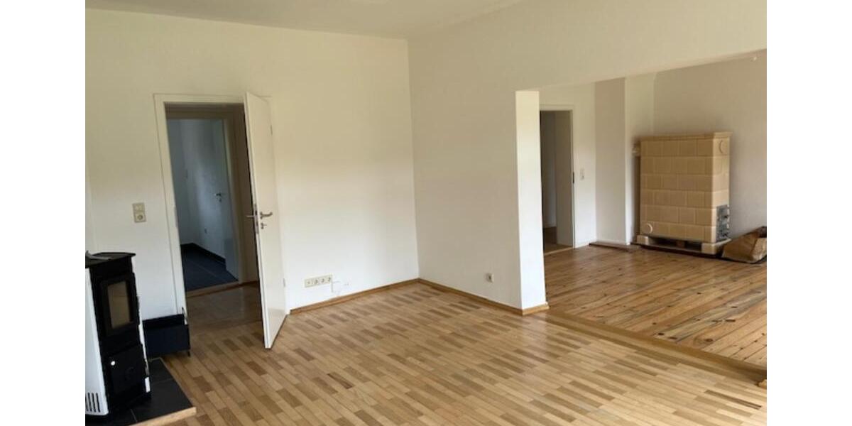 Etagenwohnung Muldenhammer - 5 Zimmer, 123 m&sup2;, 590&euro; | Angebot:25571380