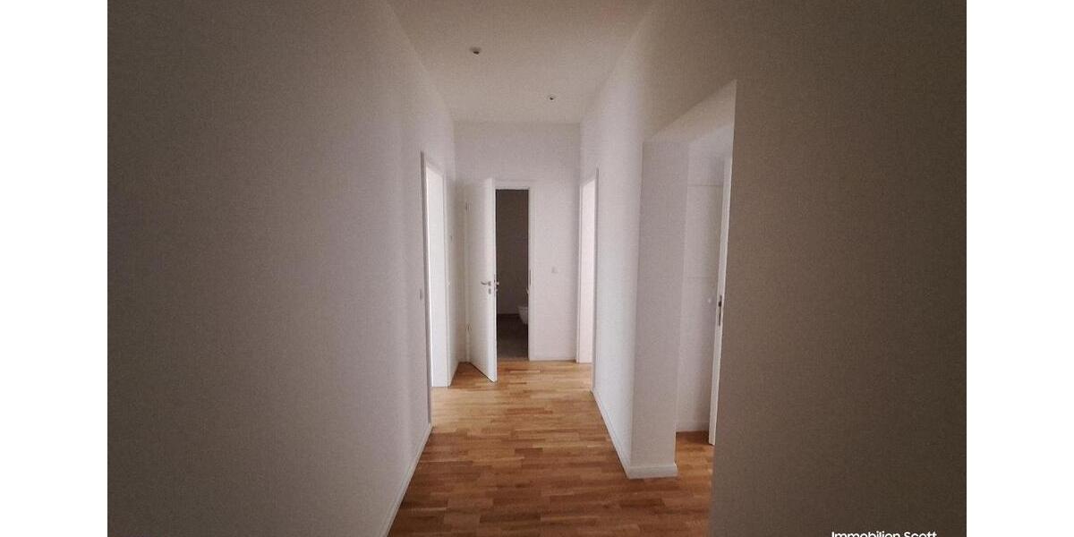 Etagenwohnung Plauen Bahnhofsvorstadt - 3 Zimmer, 84 m&sup2;, 715&euro; | Angebot:22653716