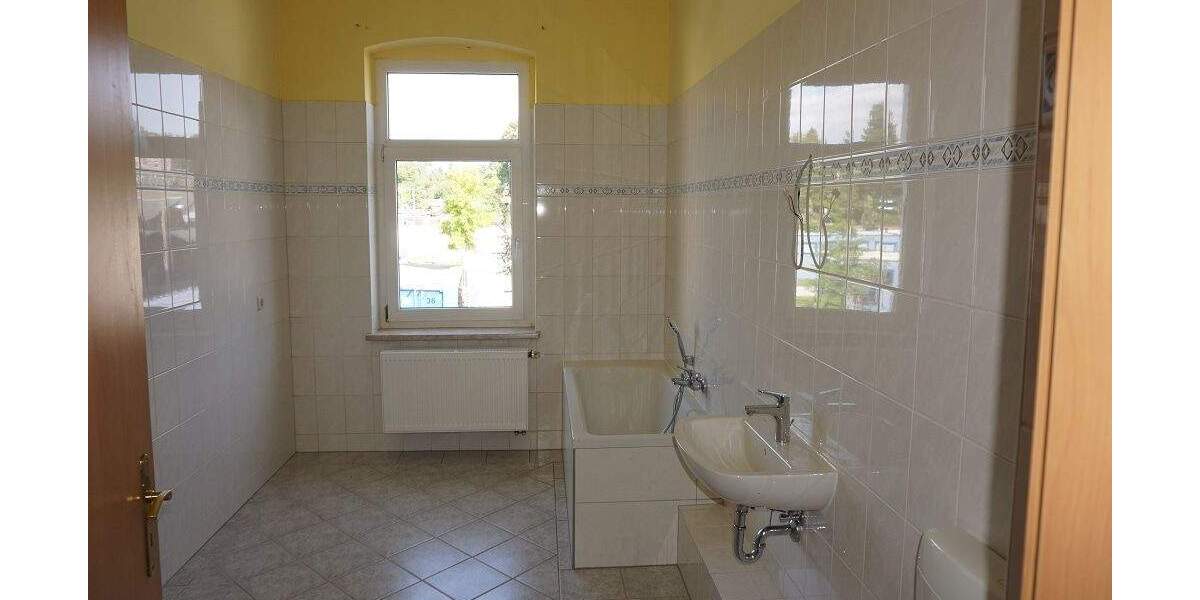 Mehrfamilienhaus, Wohnhaus Oelsnitz - 1 Zimmer, 280 m&sup2;, 185.000&euro; | Angebot:25741452