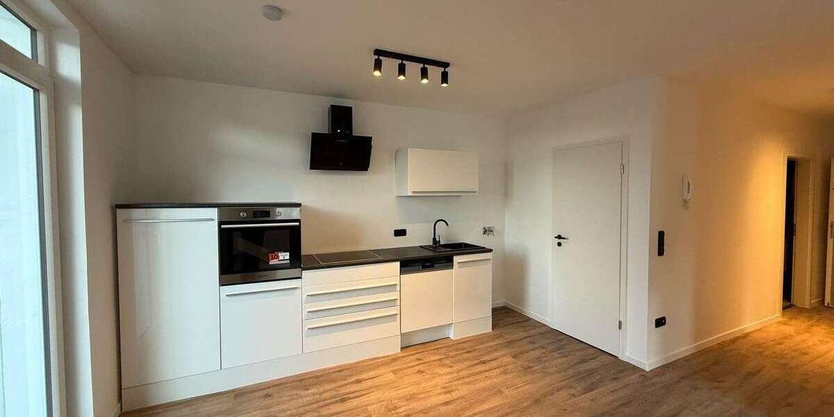 Etagenwohnung Hof Altstadt - 3 Zimmer, 78 m&sup2;, 900&euro; | Angebot:27363808