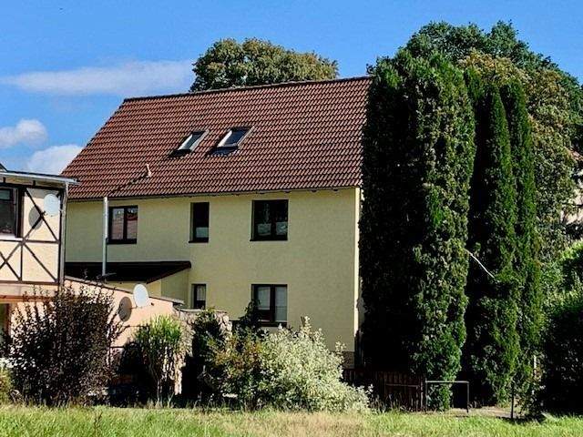 Mehrfamilienhaus, Wohnhaus Lengenfeld Irfersgrün - 6 Zimmer, 205 m&sup2;, 175.000&euro; | Angebot:25662108