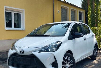 Toyota Yaris 164.000 km 6.390 &euro; Hof 95032