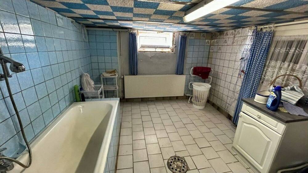 Einfamilienhaus Falkenstein - 7 Zimmer, 95 m&sup2;, 80.000&euro; | Angebot:26741161