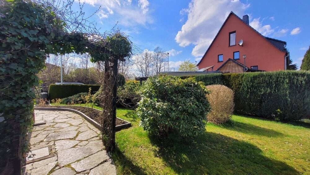 Doppelhaushälfte Netzschkau - 5 Zimmer, 136 m&sup2;, 189.000&euro; | Angebot:26275708