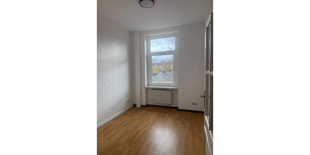 Etagenwohnung Lengenfeld - 3 Zimmer, 59 m&sup2;, 325&euro; | Angebot:25319771