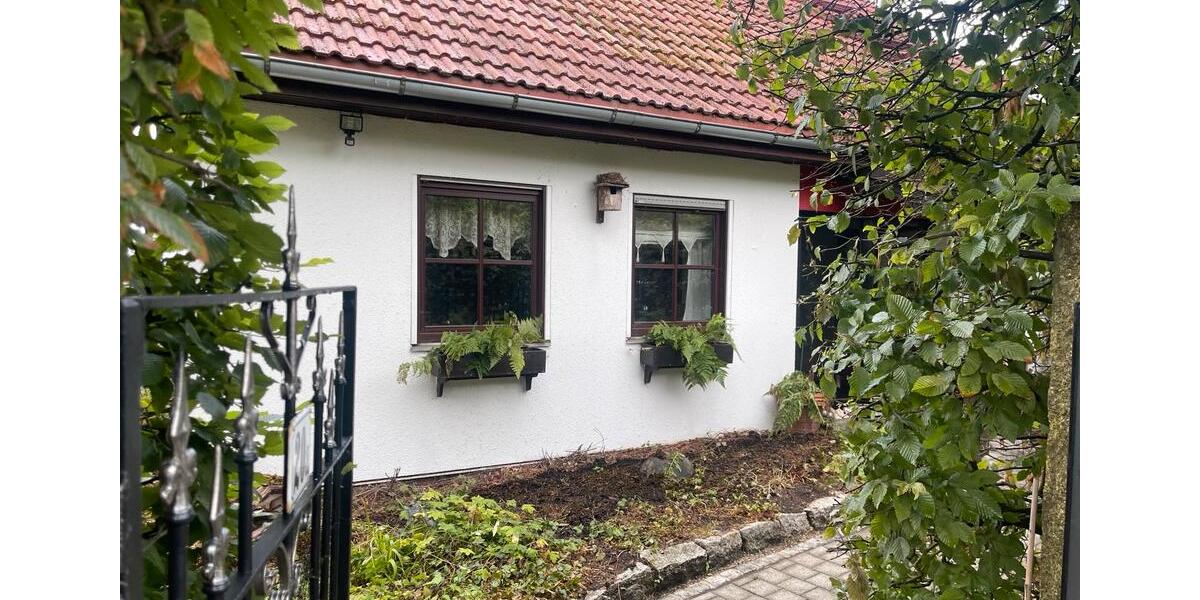Einfamilienhaus Hof Altstadt - 5 Zimmer, 110 m&sup2;, 1.100&euro; | Angebot:26552996