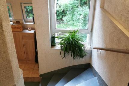 Wohnung Reichenbach im Vogtland - 3 Zimmer, 70 m&sup2;, 400&euro; | Angebot:24625537