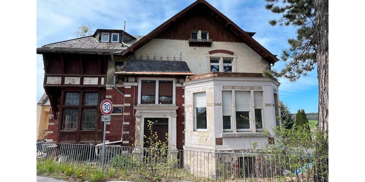 Villa Reichenbach im Vogtland - 25 Zimmer, 920 m&sup2;, 60.000&euro; | Angebot:27081976