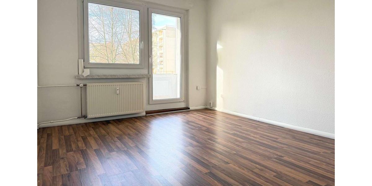 Etagenwohnung Plauen Alt Chrieschwitz - 3 Zimmer, 56 m&sup2;, 282&euro; | Angebot:25362068