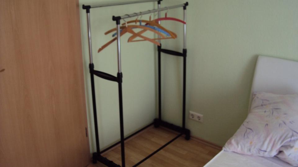 Dachgeschoßwohnung Rodewisch - 2.5 Zimmer, 65 m&sup2;, 470&euro; | Angebot:26299934