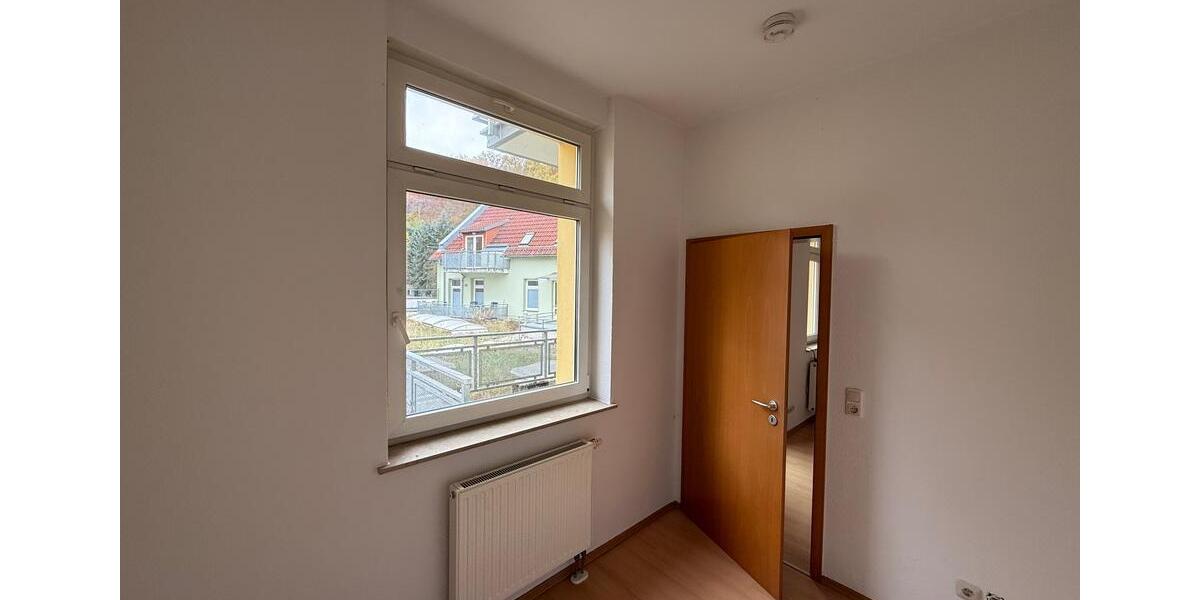 Etagenwohnung Greiz - 2 Zimmer, 31 m&sup2;, 235&euro; | Angebot:23330981
