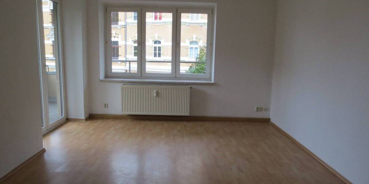 Etagenwohnung Plauen Stadtmitte - 3 Zimmer, 93 m&sup2;, 420&euro; | Angebot:25687458