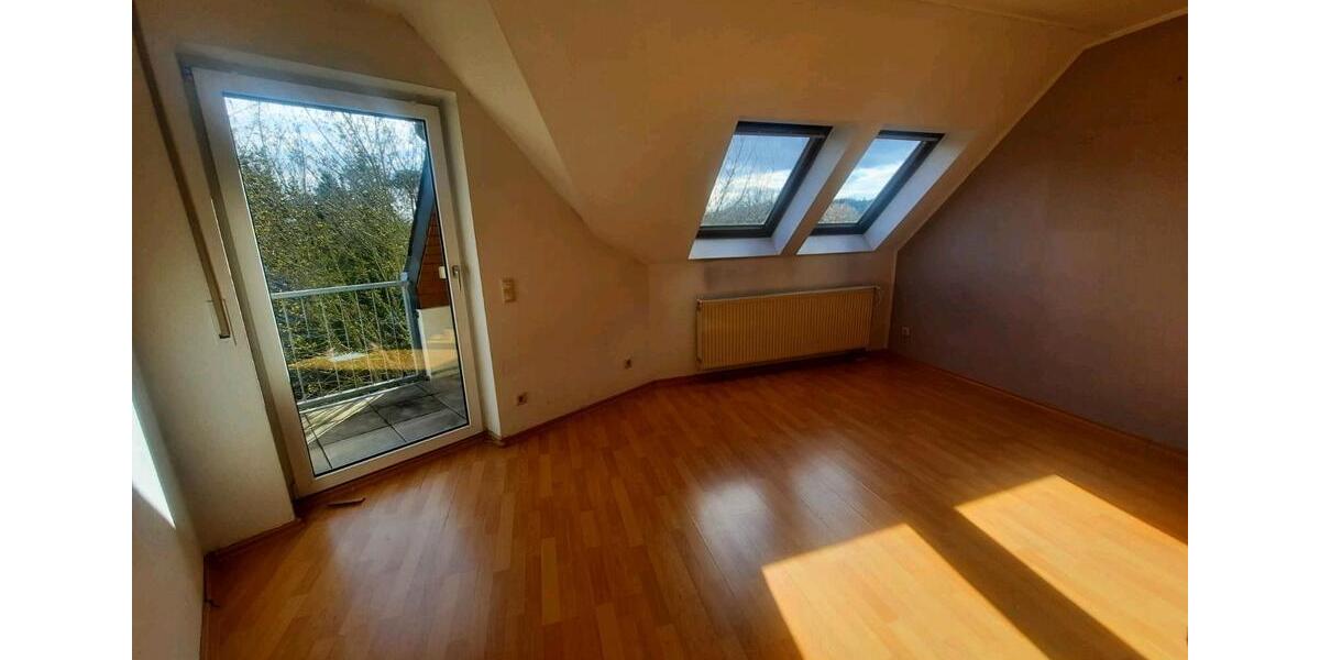 Dachgeschoßwohnung Reichenbach im Vogtland - 1 Zimmer, 44 m&sup2;, 425&euro; | Angebot:26032015