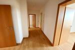 Etagenwohnung Reichenbach im Vogtland - 3 Zimmer, 81 m&sup2;, 490&euro; | Angebot:25054405