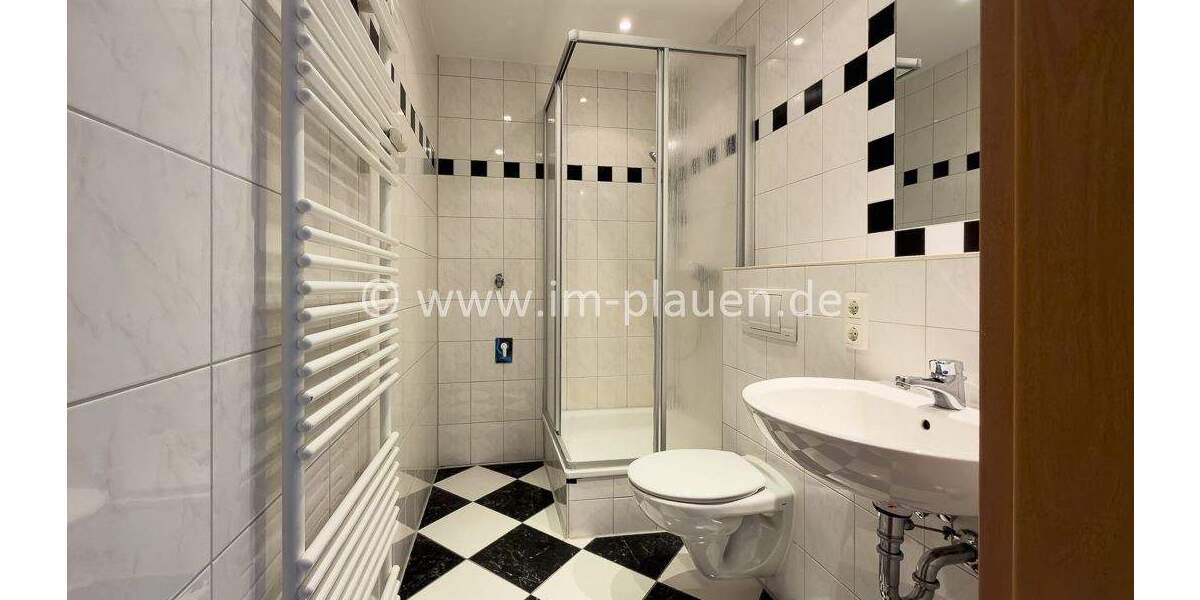 Etagenwohnung Plauen Haselbrunn - 2 Zimmer, 47 m&sup2;, 250&euro; | Angebot:25741690