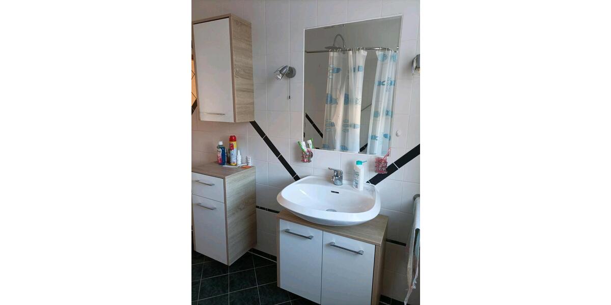 Erdgeschoßwohnung Weischlitz - 3 Zimmer, 69 m&sup2;, 59.000&euro; | Angebot:26522960