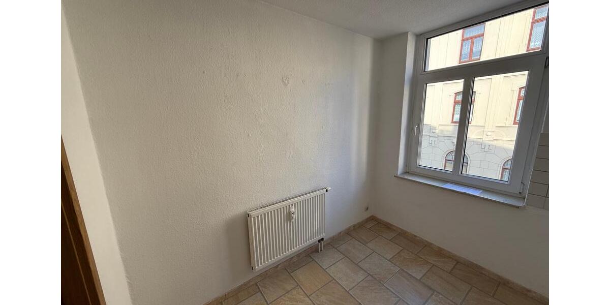 Etagenwohnung Reichenbach im Vogtland - 3 Zimmer, 57 m&sup2;, 285&euro; | Angebot:24836330