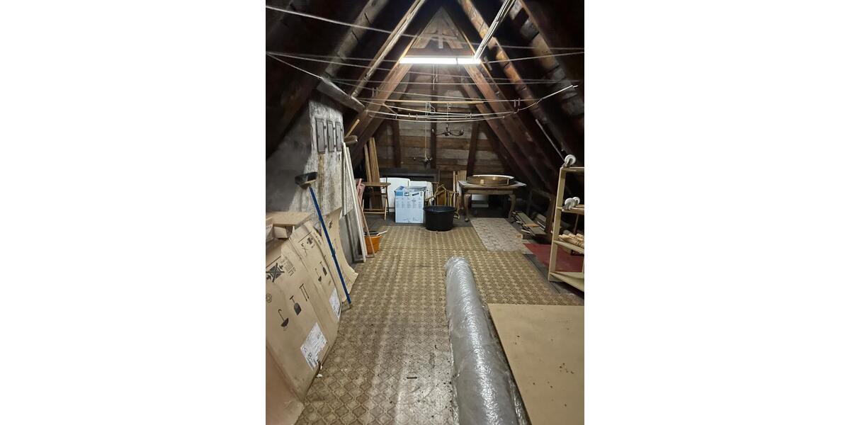 Einfamilienhaus Köditz - 9 Zimmer, 282 m&sup2;, 220.000&euro; | Angebot:25195300