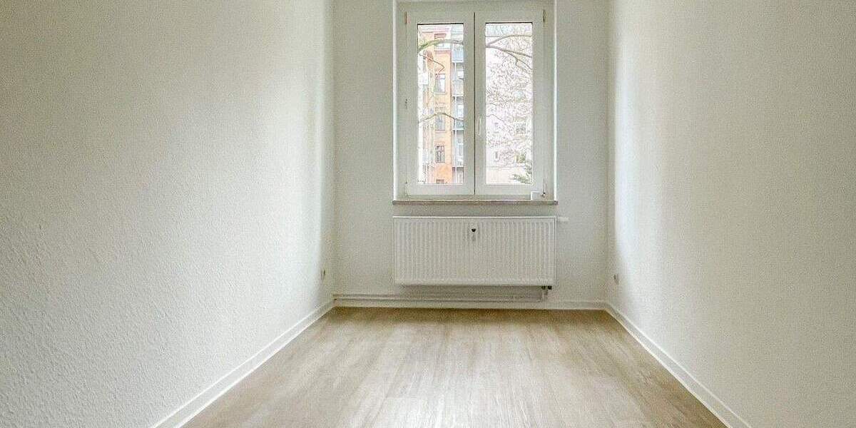 Etagenwohnung Plauen Stadtmitte - 3 Zimmer, 55 m&sup2;, 289&euro; | Angebot:25985506