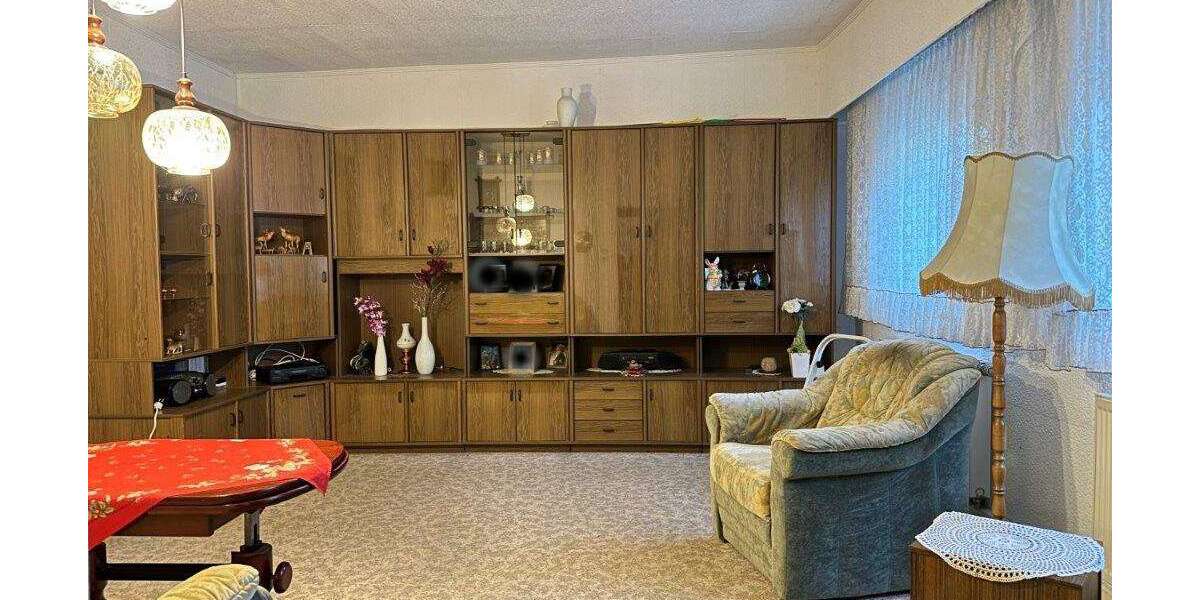 Einfamilienhaus - Raumwunder, teilmöbliert zu verkaufen - Einfamilienhaus Schleiz | Angebot:26000087